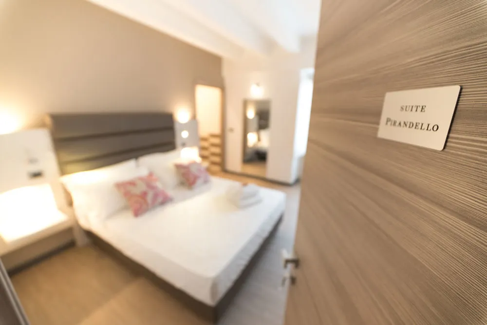 Palazzo Sisto Exclusive Rooms Katanya Oda ve Kahvaltı