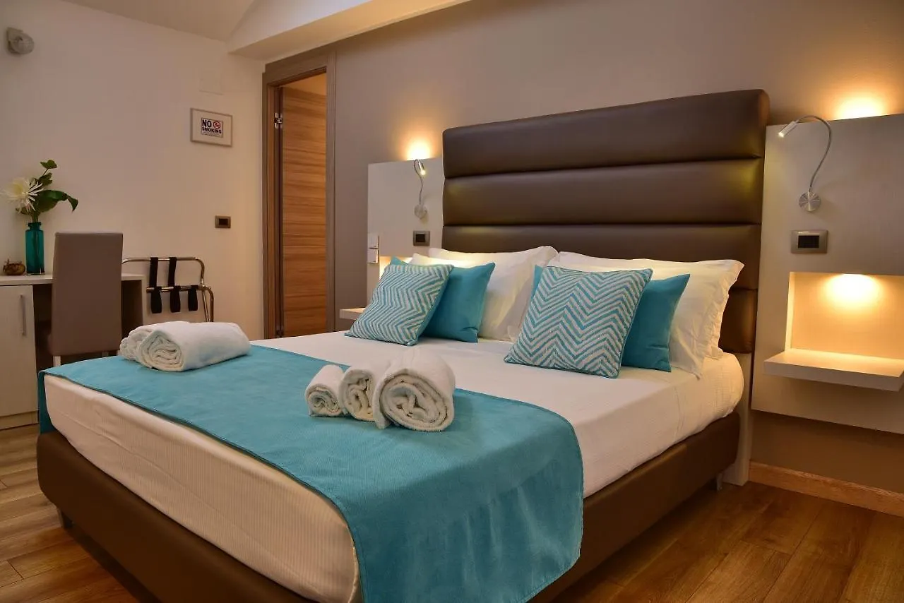 Palazzo Sisto Exclusive Rooms Katanya 2*,  İtalya