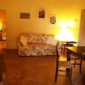 La Roverella Agroturismo Monteroni dʼArbia