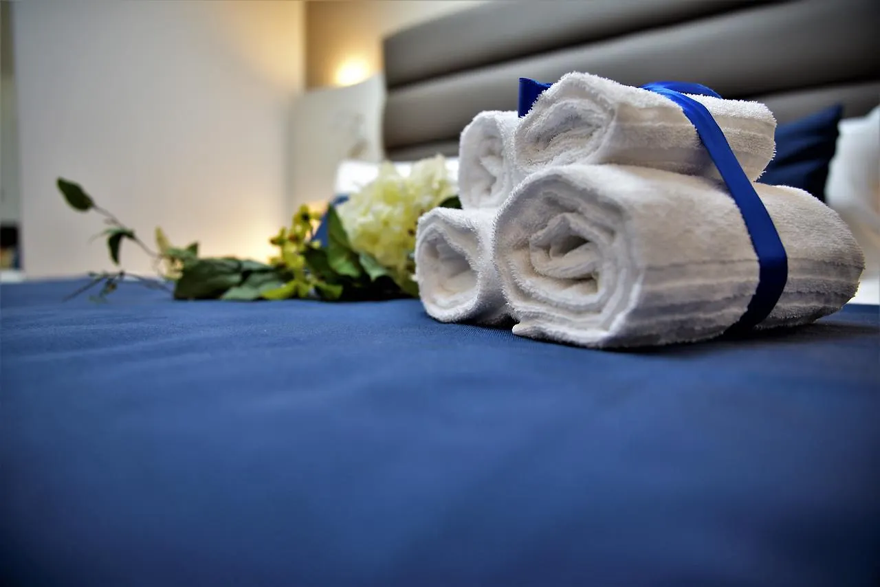Palazzo Sisto Exclusive Rooms 카타니아 B&B